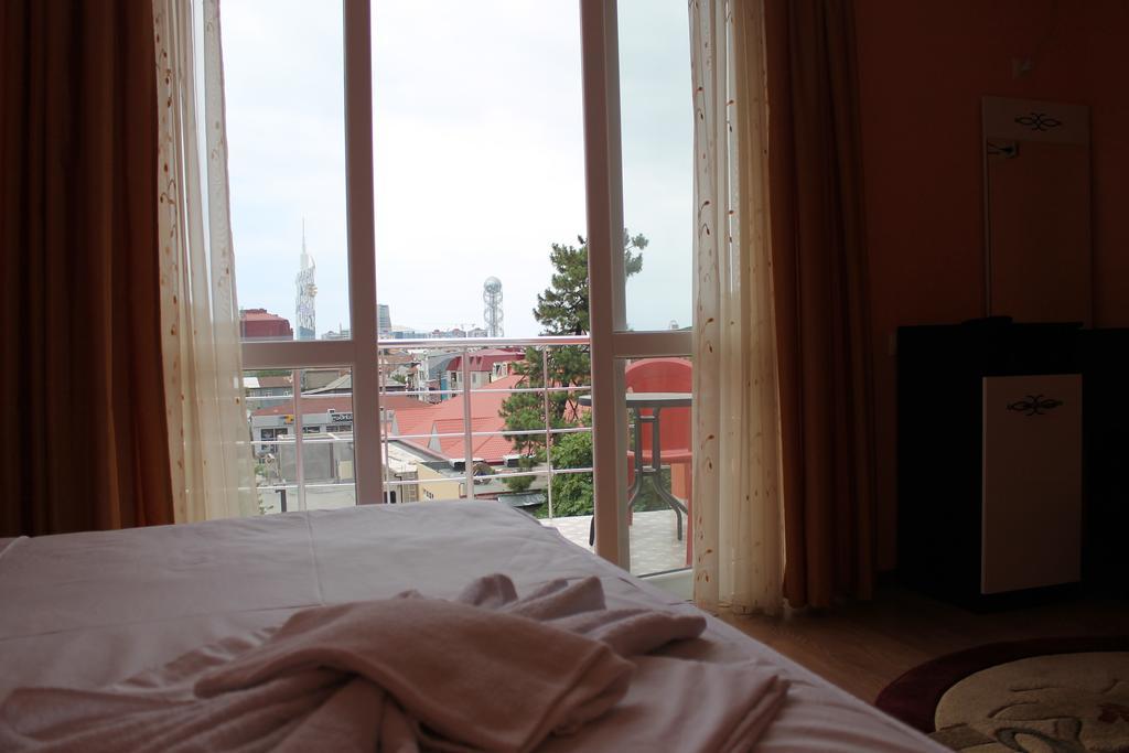 Marani Hotel バトゥーミ エクステリア 写真