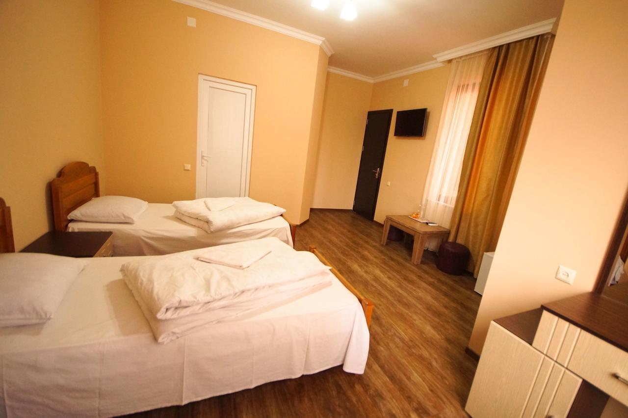 Marani Hotel バトゥーミ エクステリア 写真